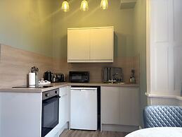 Rossal House Apartments