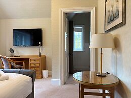 Rossal House Apartments