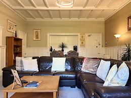 Rossal House Apartments