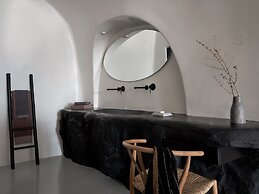 Olvos Luxury Suites