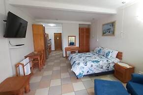 Crayfish Inn no.6