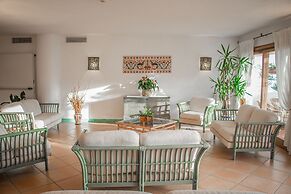 Hotel Punta Est