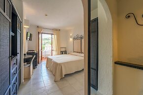 Hotel Punta Est