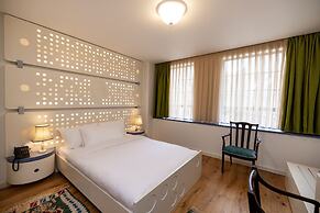 Limehouse Library Hotel