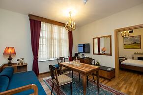 Limehouse Library Hotel
