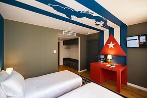 Limehouse Library Hotel
