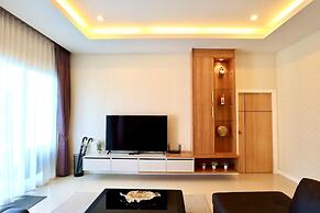 Luxury Pool Villa A10