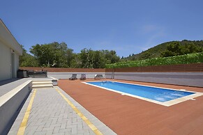 Villa Ventus Sleeps 7 With Parking