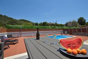 Villa Ventus Sleeps 7 With Parking