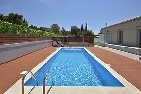 Villa Ventus Sleeps 7 With Parking