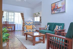 Homes by Della