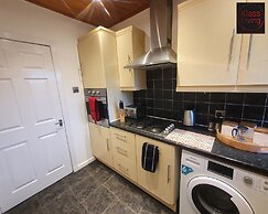 Two Bedroom Apartment by Klass Living Serviced Accommodation Airdrie -