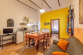 Rosehip apt with shared pool