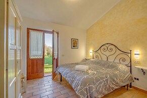 Rosehip apt with shared pool