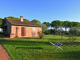 Rosehip apt with shared pool