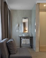 KONTRAKT Boutique Hotel