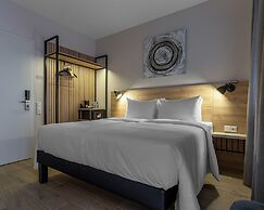 KONTRAKT Boutique Hotel