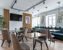 KONTRAKT Boutique Hotel