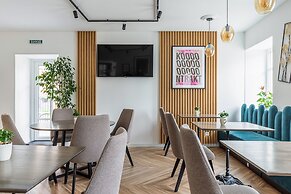 KONTRAKT Boutique Hotel