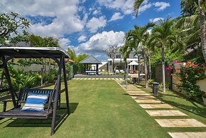 Villa Lovina Beach 2