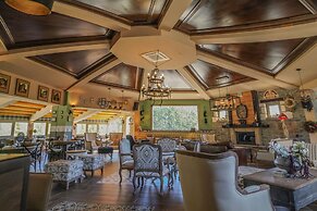 Pindos Resort
