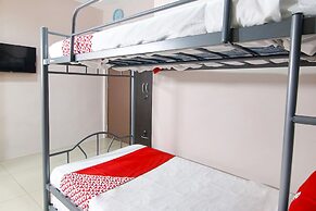 OYO 766 Ichehan Apartments