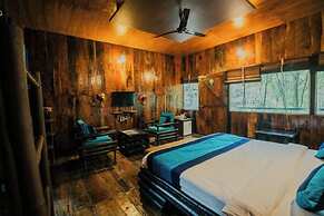 Mogli Resorts Kanha
