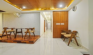 Itsy Hotels Deluxe Inn