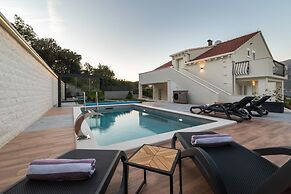 WISH Apartments