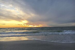 Bay Tree Beach Side