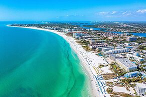 Bay Tree Beach Side
