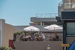 Big Bay Beach Club 98