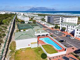 Big Bay Beach Club 98