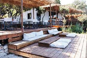 Arameras Resort