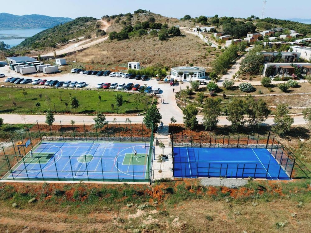 Arameras Resort