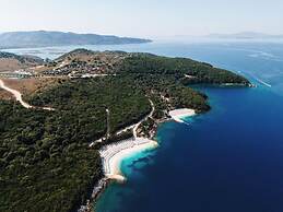 Arameras Resort