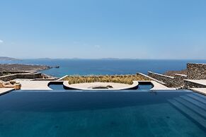 Breathtaking 5 Bedroom Villa With Private Pool