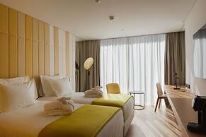 Lumen Hotel & The Lisbon Light Show