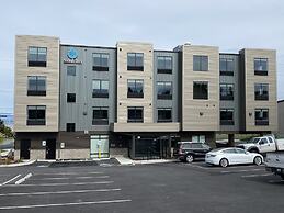Salish Inn