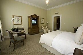 Capital Hotel
