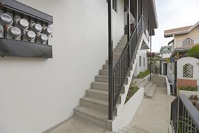 OYO 736 Jade Apartelle