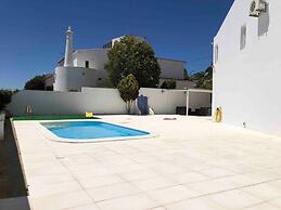 Remarkable 3-bed House in Albufeira