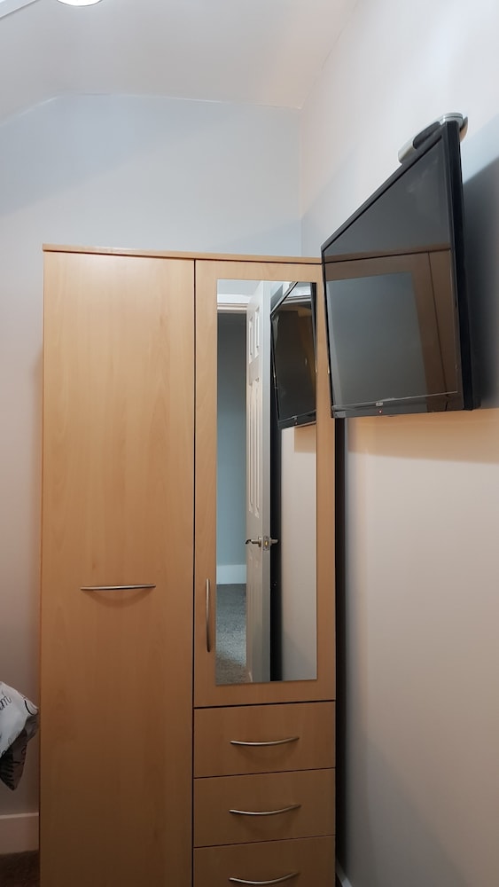Impeccable 2-bed Apartment in Blackpool