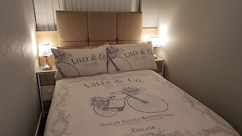Impeccable 2-bed Apartment in Blackpool