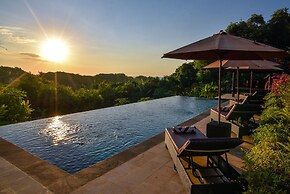 Villa Cahaya