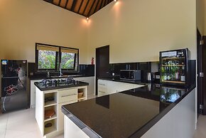 Villa Cahaya