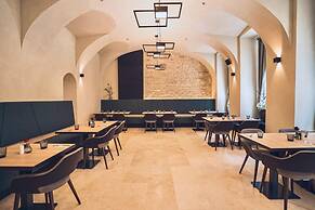 Hotel CUBE Prague