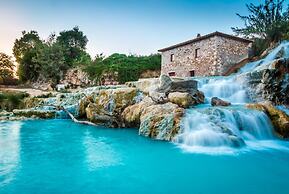 Charming 5-bed Villa in Pitigliano Tuscany