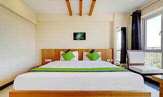 Treebo Park - 500M From Medical College