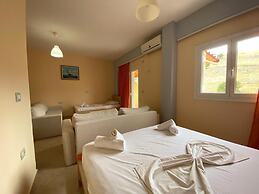 Karos Hotel Llaman